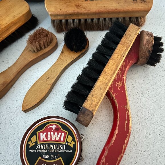 Vintage Vegan Leather Shoe Shine Kit Brown Box w/ Brushes Polish & Oil Handle - Picture 2 of 6